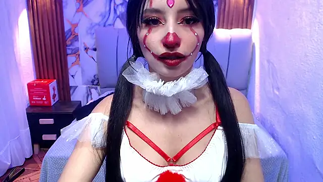 Snapshot of alaia_blue chatting on October 30, 2025, 3:42 pm alaia blue online show from October 30, 2025, 3:42 pm