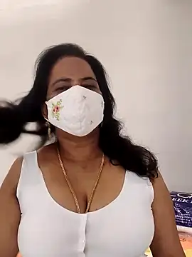 mallu-lover online show from December 20, 2025, 4:59 am