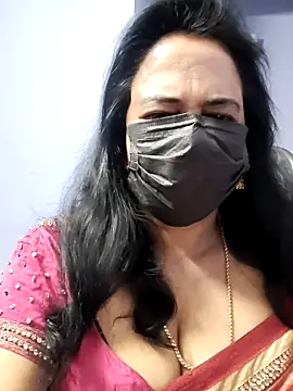 mallu-lover online show from October 2, 2025, 11:41 pm