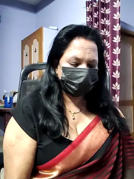 Snapshot of mallu-lover chatting on October 8, 2025, 1:18 am mallu-lover online show from October 8, 2025, 1:18 am