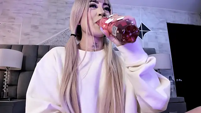 MaluryBlaze online show from October 27, 2025, 10:22 pm