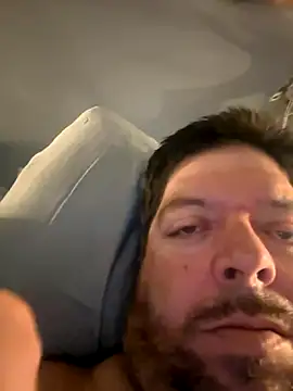 willama111970 online show from October 13, 2025, 1:23 pm