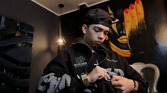 Eryonbradley online show from October 18, 2025, 11:23 am