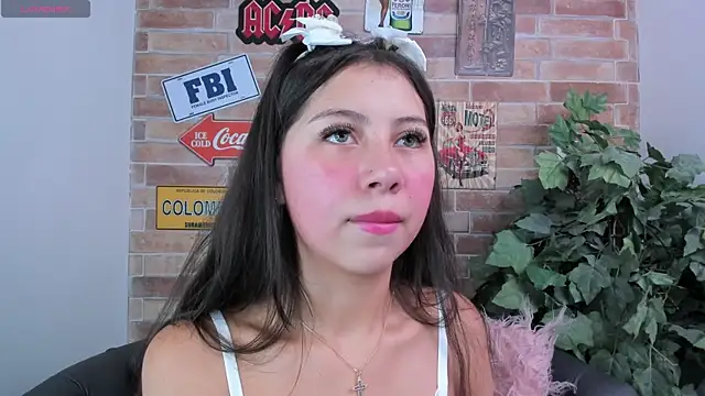 misss luxury online show from October 18, 2025, 11:12 am