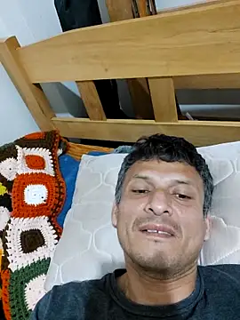 Snapshot of luislimafuego chatting on October 31, 2025, 1:13 am luislimafuego online show from October 31, 2025, 1:13 am