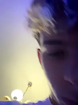 Snapshot of rediMilano chatting on October 14, 2025, 8:42 pm rediMilano online show from October 14, 2025, 8:42 pm