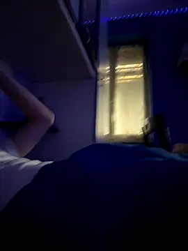 Snapshot of rediMilano chatting on October 27, 2025, 2:29 pm rediMilano online show from October 27, 2025, 2:29 pm