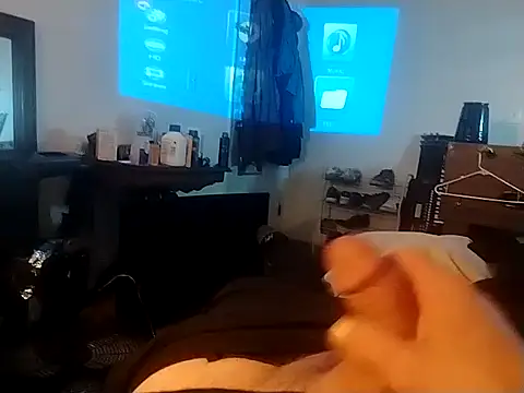 dericblue13 online show from October 1, 2025, 5:28 pm