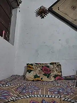 yashuuuu021 online show from October 17, 2025, 8:21 pm