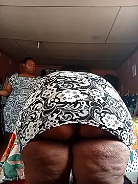 Snapshot of Babybigbutt chatting on February 17, 2026, 10:45 am Babybigbutt online show from February 17, 2026, 10:45 am