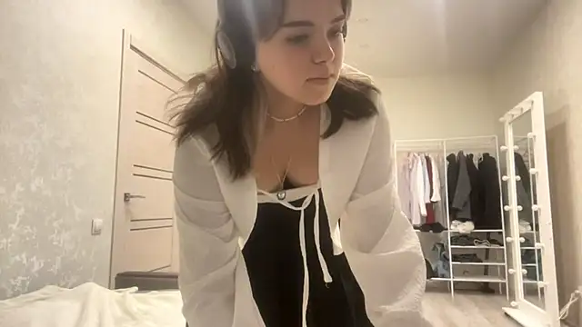 PUP PUP Sea online show from October 1, 2025, 3:38 pm