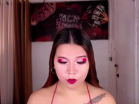 adorabletsforyouxx online show from June 1, 2026, 3:55 pm