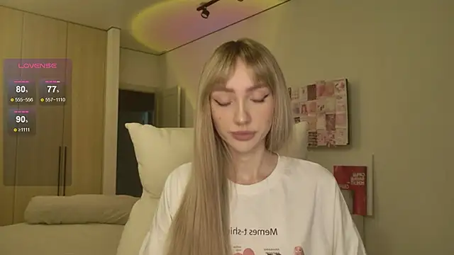 Snapshot of Lunainnk chatting on February 26, 2026, 6:08 pm Lunainnk online show from February 26, 2026, 6:08 pm