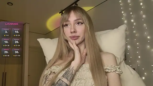 Snapshot of Lunainnk chatting on February 2, 2026, 2:32 am Lunainnk online show from February 2, 2026, 2:32 am