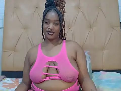 Snapshot of SexyyRedxxx chatting on June 9, 2026, 11:39 pm SexyyRedxxx online show from June 9, 2026, 11:39 pm