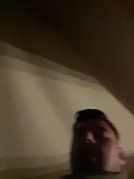 imooLoov online show from November 11, 2025, 8:03 pm