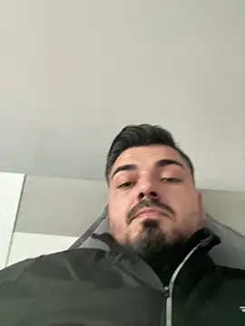 imooLoov online show from November 12, 2025, 12:42 pm