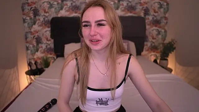 Snapshot of GabriellaJass chatting on February 25, 2026, 9:25 pm GabriellaJass online show from February 25, 2026, 9:25 pm