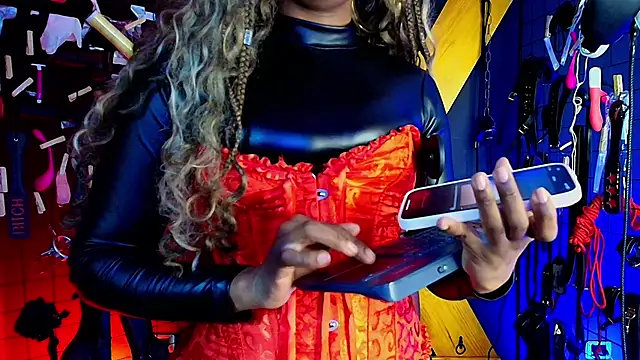 MrEbonybdsm online show from October 8, 2025, 12:39 pm