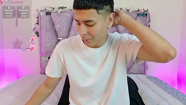 Snapshot of lana_and_liam_ chatting on November 29, 2025, 10:26 am lana and liam online show from November 29, 2025, 10:26 am