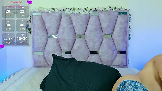 Snapshot of lana_and_liam_ chatting on December 21, 2025, 11:23 am lana and liam online show from December 21, 2025, 11:23 am