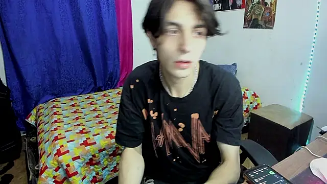 golden ryyan online show from February 12, 2026, 11:26 pm