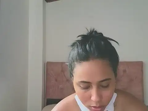 Valery lovex  online show from September 12, 2025, 8:08 pm