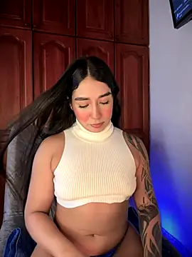 KaditaNavarro online show from November 26, 2025, 9:48 pm