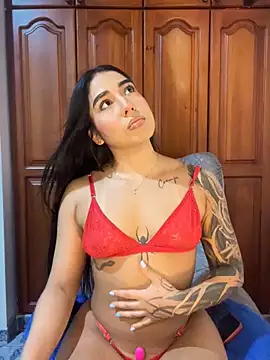 KaditaNavarro online show from April 16, 2026, 11:40 pm