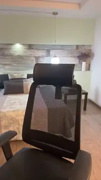 RaphaelDufort online show from January 13, 2026, 4:44 pm