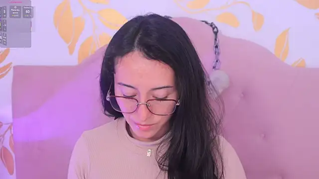 Ginevra esposito online show from October 18, 2025, 1:02 pm