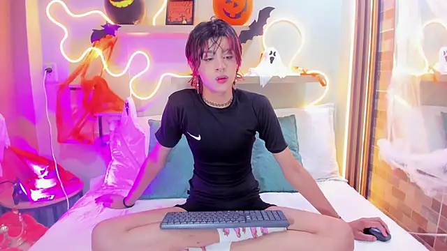 Snapshot of Dan_Copers chatting on October 28, 2025, 1:54 pm Dan Copers online show from October 28, 2025, 1:54 pm