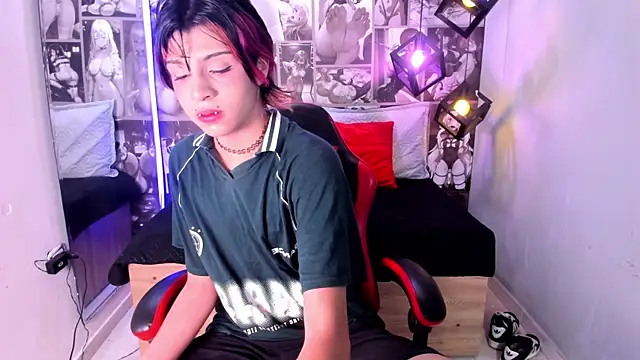 Snapshot of Dan_Copers chatting on November 16, 2025, 8:13 pm Dan Copers online show from November 16, 2025, 8:13 pm