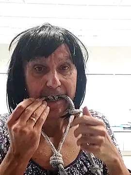 Emily de Carla online show from October 23, 2025, 2:49 pm