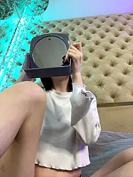 Wanda Wild online show from October 13, 2025, 4:03 am