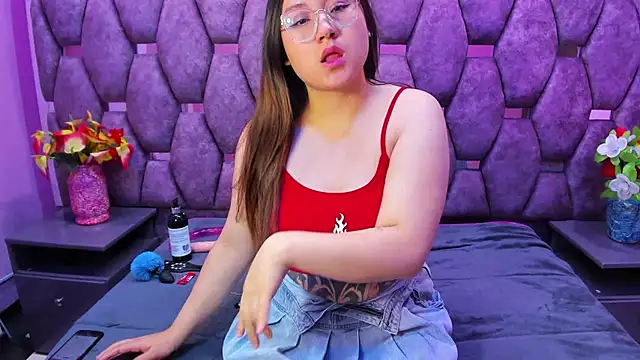 miaharvey 69 online show from September 26, 2025, 11:50 am