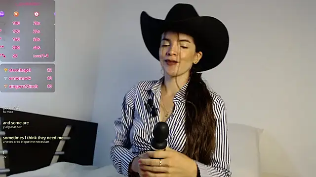 Snapshot of Alahia_skyy chatting on October 24, 2025, 9:52 am Alahia skyy online show from October 24, 2025, 9:52 am