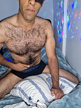 Snapshot of El_Joe47 chatting on June 10, 2026, 10:33 pm El Joe47 online show from June 10, 2026, 10:33 pm