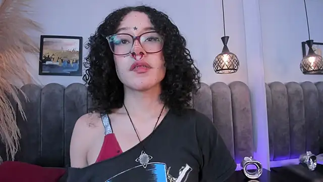 Dark nina  online show from December 1, 2025, 3:29 am