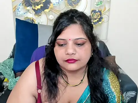 Snapshot of misssoniya3 chatting on July 8, 2026, 4:13 am misssoniya3 online show from July 8, 2026, 4:13 am
