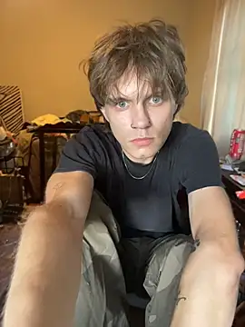 XanderOzzz online show from July 15, 2026, 12:06 am