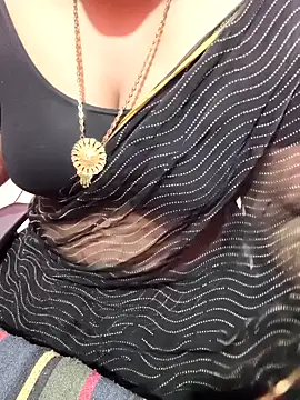 Snapshot of Tamil-rami chatting on July 12, 2026, 8:37 am Tamil-rami online show from July 12, 2026, 8:37 am