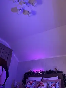 bigJuicyPussy online show from December 4, 2025, 1:43 pm