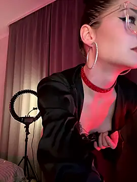 bigJuicyPussy online show from January 11, 2026, 1:29 pm