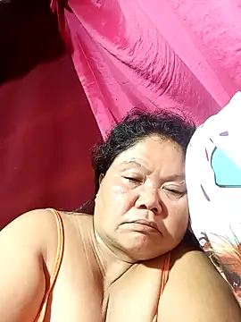 Mari fvcks online show from October 7, 2025, 4:08 pm