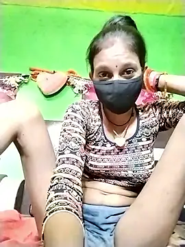 Snapshot of Punam_ji chatting on June 11, 2026, 3:58 am Punam ji online show from June 11, 2026, 3:58 am
