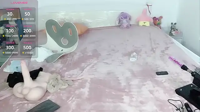 A SR 001 online show from November 15, 2025, 1:04 pm