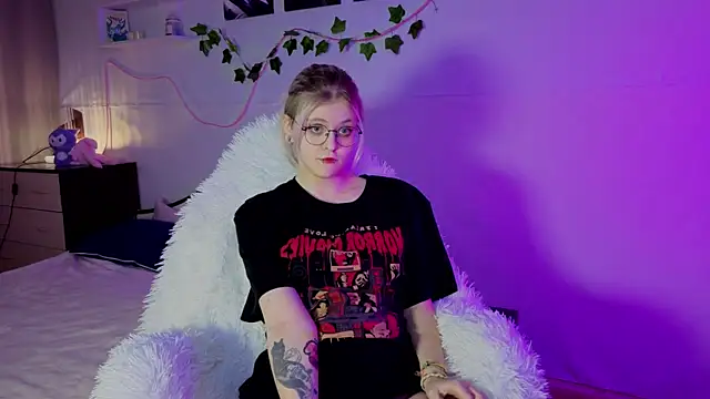 toffee44ka online show from September 24, 2025, 7:59 am