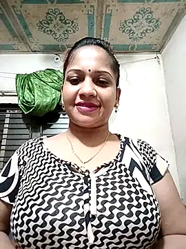 Snapshot of Payel_50 chatting on July 8, 2026, 3:45 pm Payel 50 online show from July 8, 2026, 3:45 pm