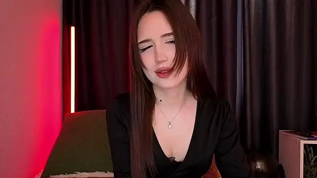 BlackEyesGirl online show from April 15, 2026, 6:08 am